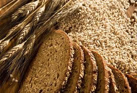 whole grains and whole grain bread