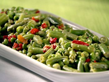 garlicky green beans and peas