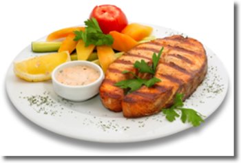 grilled salmon with salad